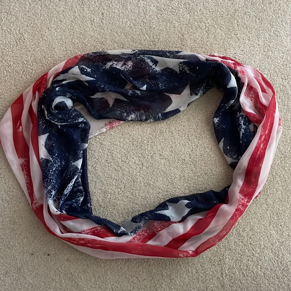 American Flag Print Infinity Scarf - Picture 2 of 4